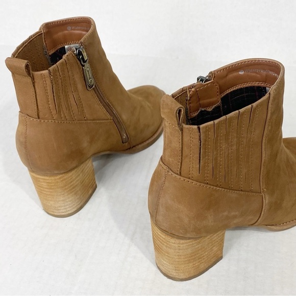 BLONDO Noa Waterproof Suede Block Heel Bootie 8.5 Camel - Picture 6 of 13